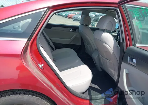 2016 Hyundai Sonata Se z USA, uszkodzony, nr VIN 5NPE24AFXGH428245